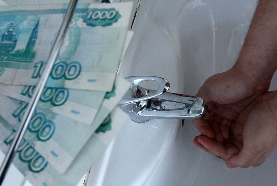 Благодаря Центру коммунальщики в Ноябрьске вернули жильцам многоэтажки 140 тысяч рублей за воду на ОДН
