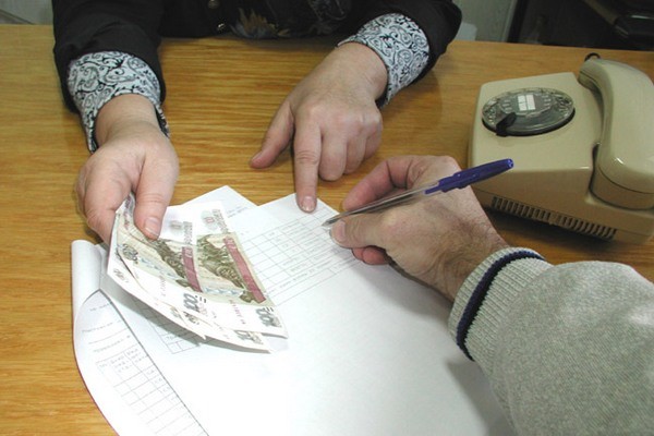 Помогли жительнице Якутска добиться выплаты зарплатного долга в 60 тысяч рублей