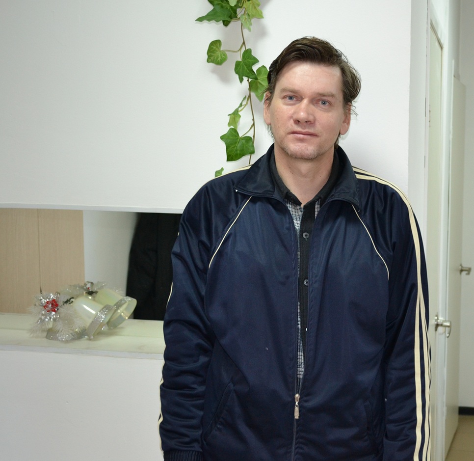 Мироновский Центр помогает инвалиду получить 50% скидку на покупку лекарств
