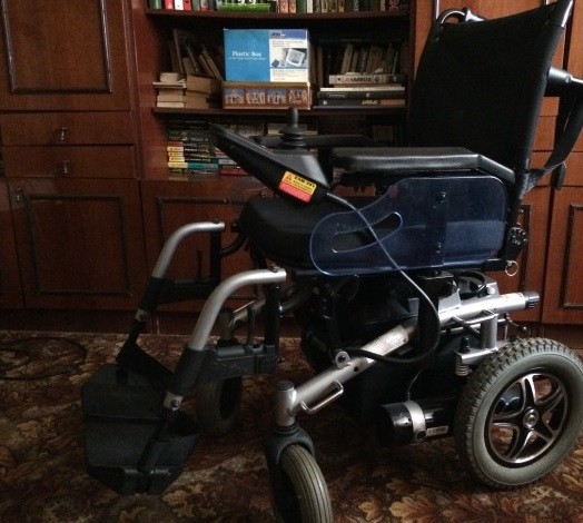 Благодаря Центру пенсионерке из Белгорода выдали инвалидную коляску