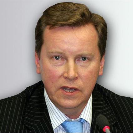 Олег Нилов призвал депутатов Госдумы заняться первостепенными законопроектами