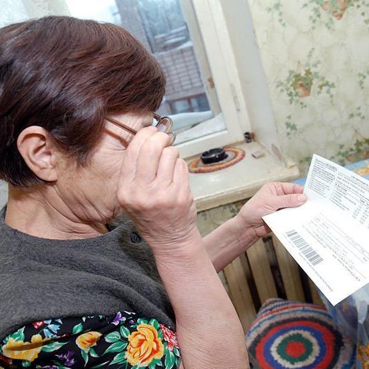 Сильнее всего с сегодняшнего дня подорожали вода и свет