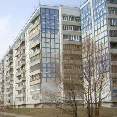 ЖЭК предложил залепить дырку на кровле куском полиэтилена