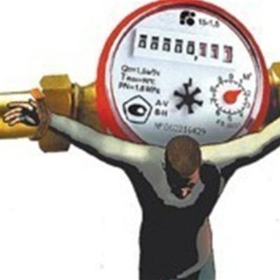Псковские коммунальщики пытаются навязать жителям завышенные тарифы