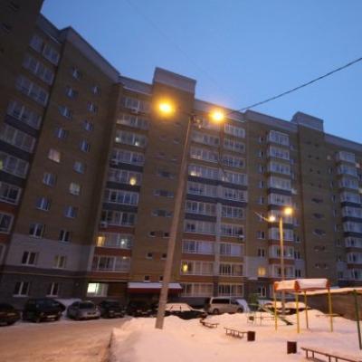 Три года вместо мэрии Рязани освещение двора оплачивали жители дома